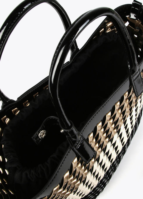 Cesto LOLA CASADEMUNT material trenzado de charol en tres tonos NEGRO- CRUDO