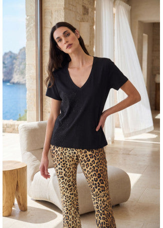 Camiseta Cuello Pico Animal Posicionado con Strass Negro Lola Casademunt LS2615109