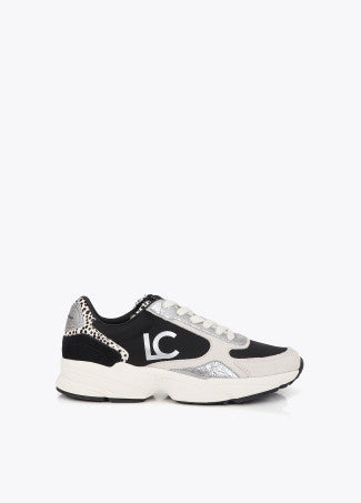 Deportiva con Suela Tipo Running Combinada en Diferentes Materiales y Piel Negro-Crudo Lola Casademunt