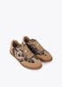 Deportiva con Logo Detalle Tachas Animal Print Marron-Metal Lola Casademunt