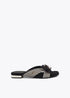 Sandalia Plana en Tejido Tipo Canvas de Rayas y Detalle Lazo Crudo-Negro Lola Casademunt LS2605051