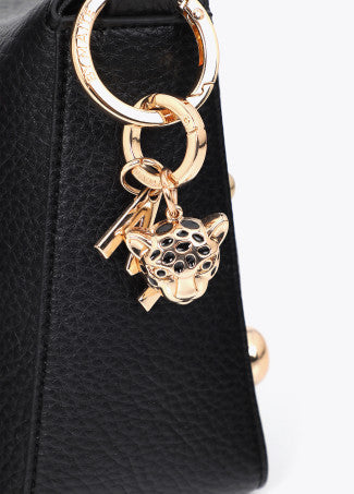 Bandolera Efecto Piel Multi Tachas Negro Lola Casademunt
