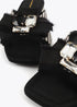 Sandalia Plana en Tejido Tipo Canvas de Rayas y Detalle Lazo Crudo-Negro Lola Casademunt LS2605051