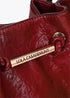 Bandolera con Detalle Tubo Metálico con Logo Troquelado Rojo LF2604045