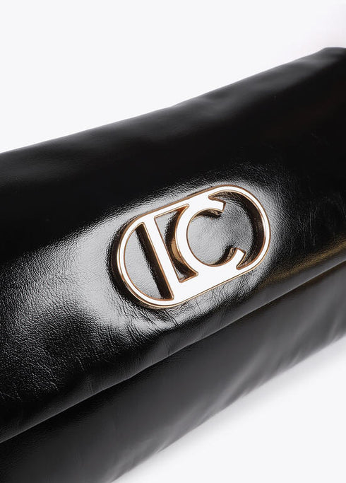 Cartera de mano acolchada de efecto piel metalizada con logo LC ovaladO LOLA CASADEMUNT NEGRO LF2504025.00N.U