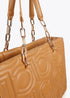 Shopper acolchado logotipada en efecto piel con asa mix cadena CAMEL U LF2504027.052.U LOLA CASADEMUNT