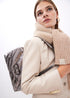 Bolso con solapa en tejido acolchado metalizado GRIS METALIZADO LF2504042.0M4.U LOLA CASADEMUNT
