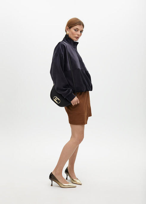 Bandolera pequeña media luna logo ovalado NEGRO U LF2504051.00N.U LOLA CASADEMUNT