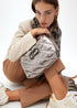 Bandolera acolchada tejido metalizado GRIS METALIZADO LF2504062.0M4.U LOLA CASADEMUNT
