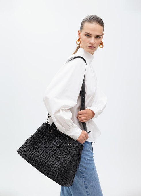Bolso efecto piel fruncida LOLA CASADEMUNT NEGRO LF2504082.00N.U