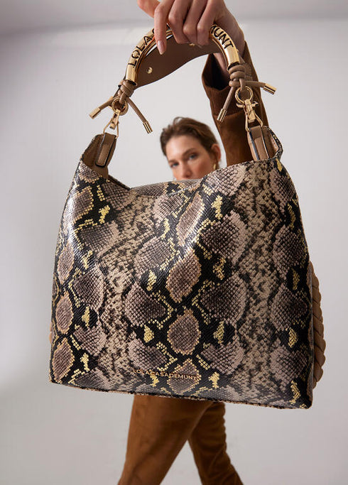 Bandolera asa metalizada personalizada efecto piton MARRON-CRUDO LF2504087.250.U LOLA CASADEMUNT