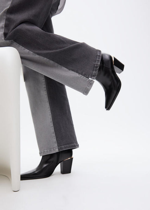 Botín de tacón tipo cowboy con detalles metalizados LOLA CASADEMUNT NEGRO LF2505024.00N