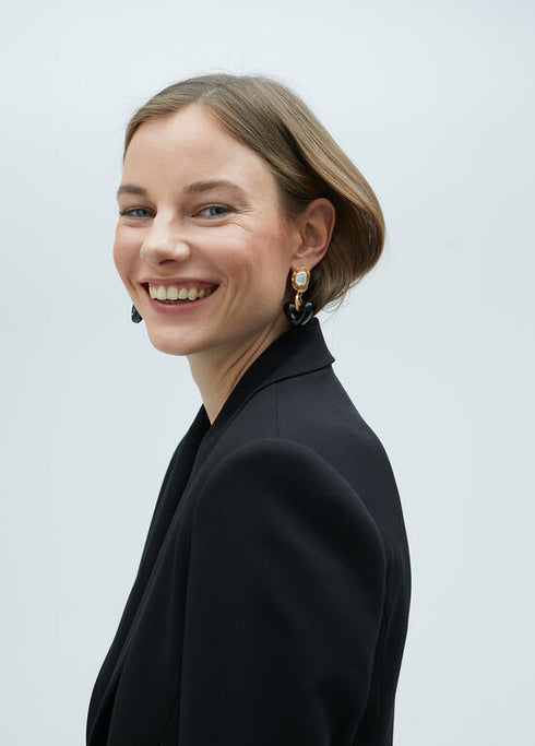 Pendientes LOLA CASADEMUNT perla y corazon METAL- NEGRO