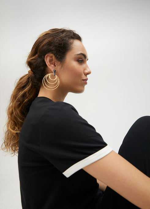 Pendientes LOLA CASADEMUNT multi aro con pieza lacada METAL- NEGRO